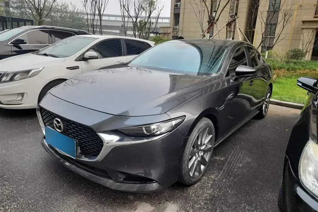 2020 Mazda 3 Axela 2.0L 158HP L4 6AT
