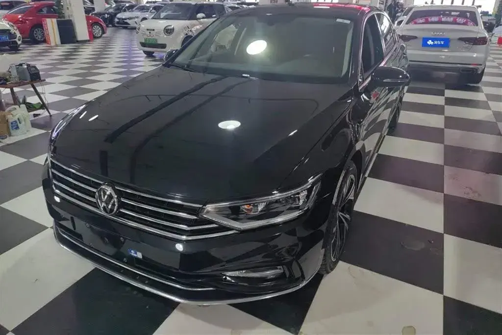 2020 Volkswagen Magotan 2.0T 186HP L4 7DCT