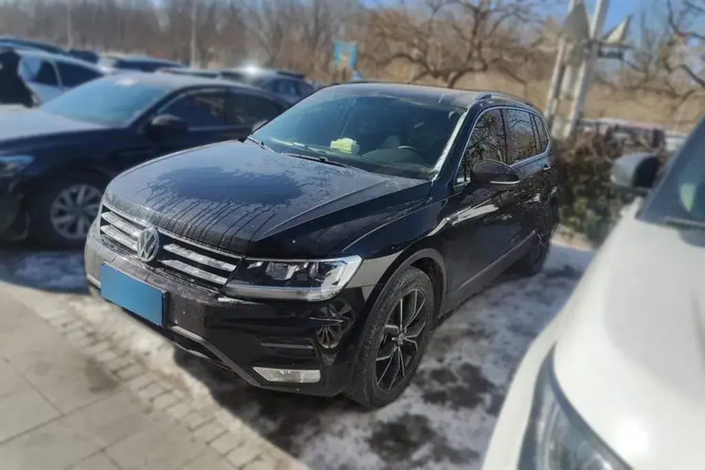 2020 Volkswagen Tiguan L 2.0T 186HP L4 7DCT