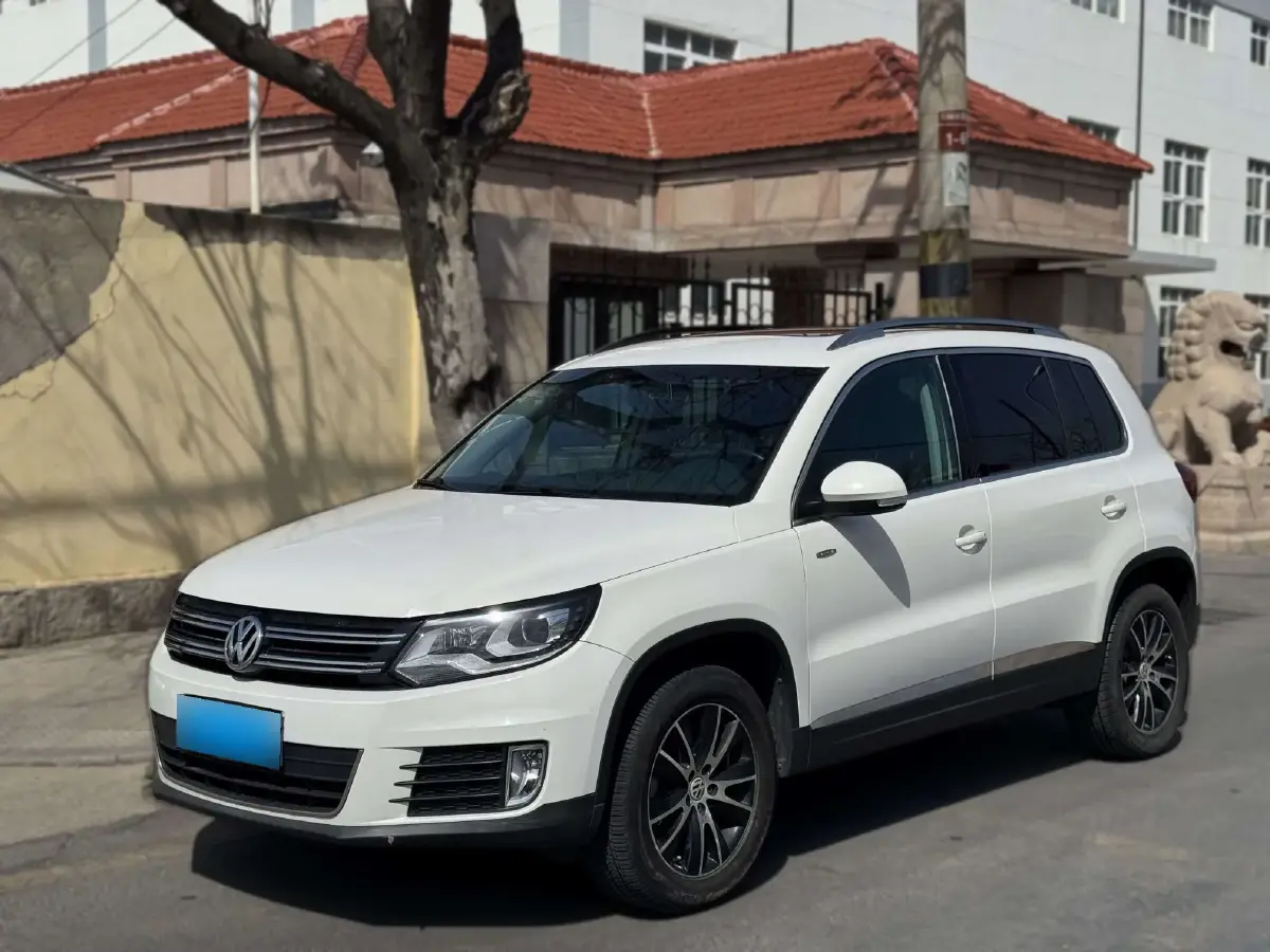 2016 Volkswagen Tiguan 1.4T 150HP L4 6DCT