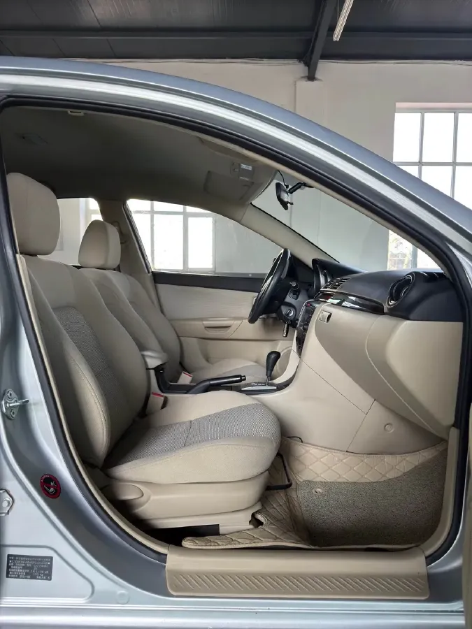 2010 Mazda 3 1.6L 107HP L4 4AT,autocango,china used car exporter,china ev exporter,chinese used car exporter,chinese used ev exporter