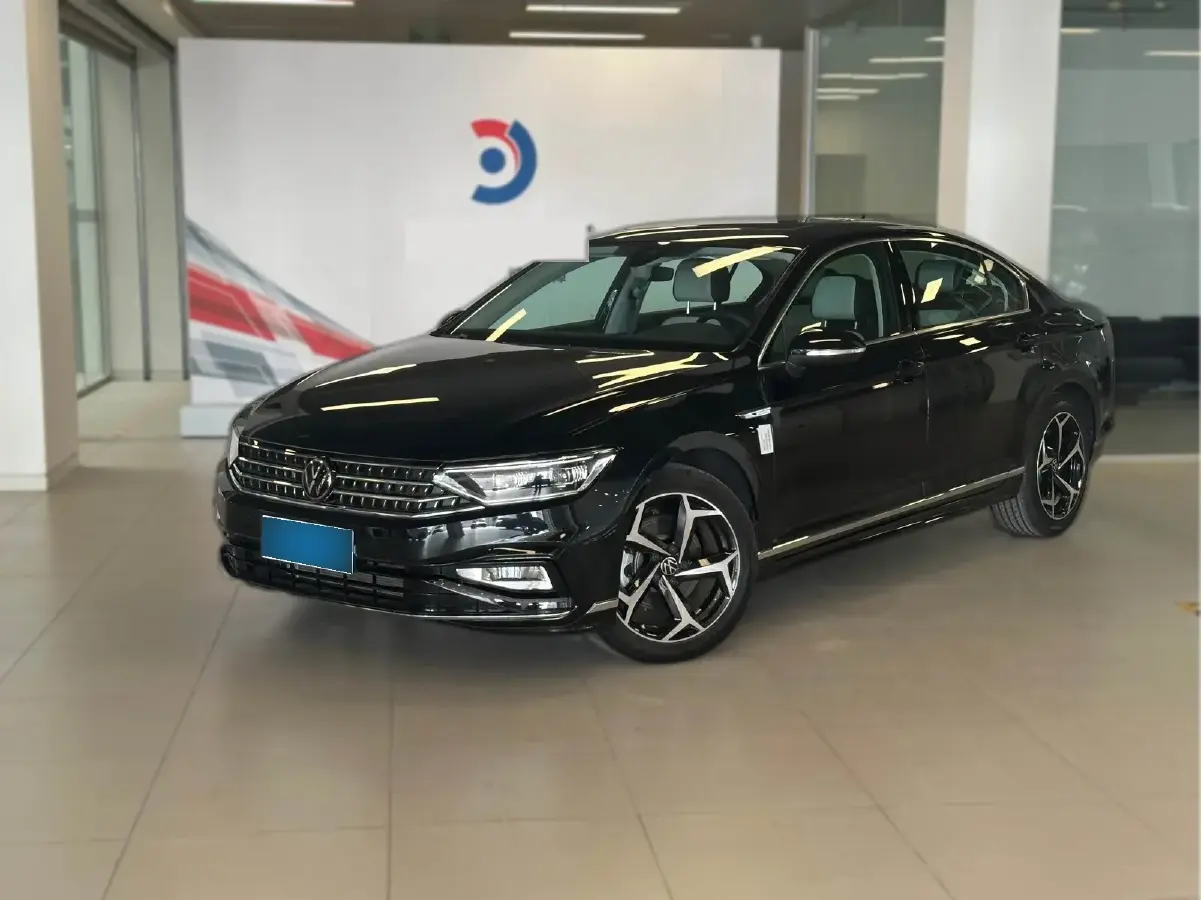 2023 Volkswagen Magotan 2.0T 186HP L4 7DCT