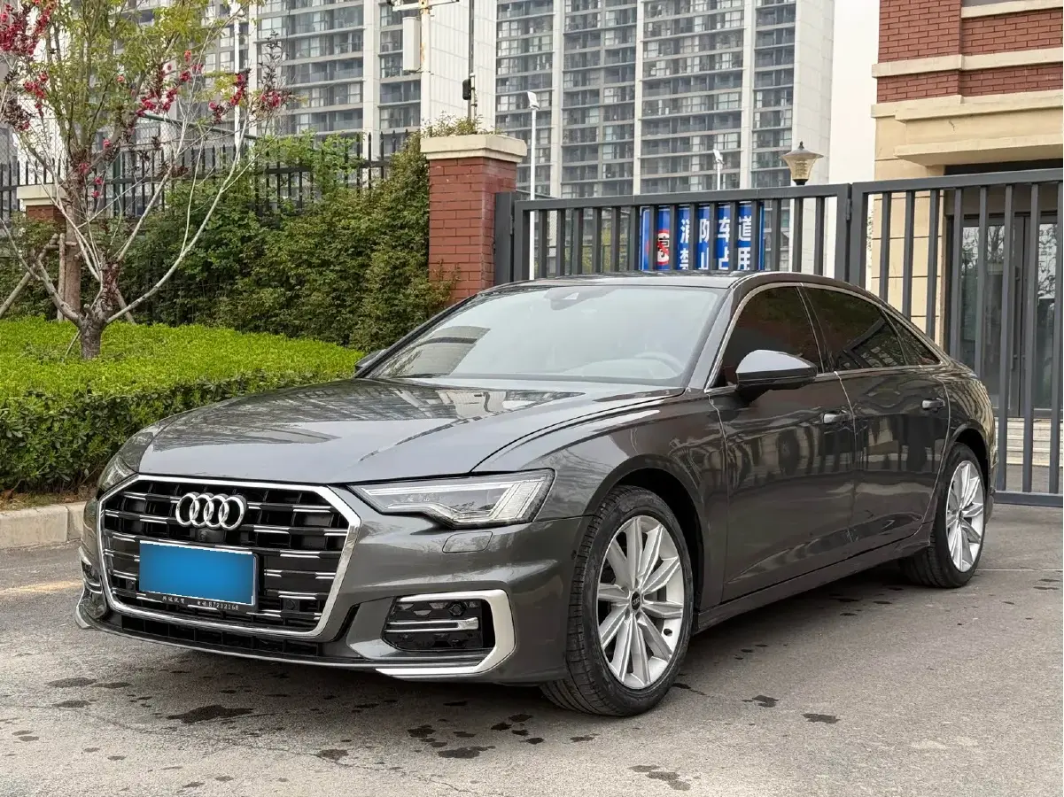 2023 Audi A6L 2.0T 245HP L4 7DCT