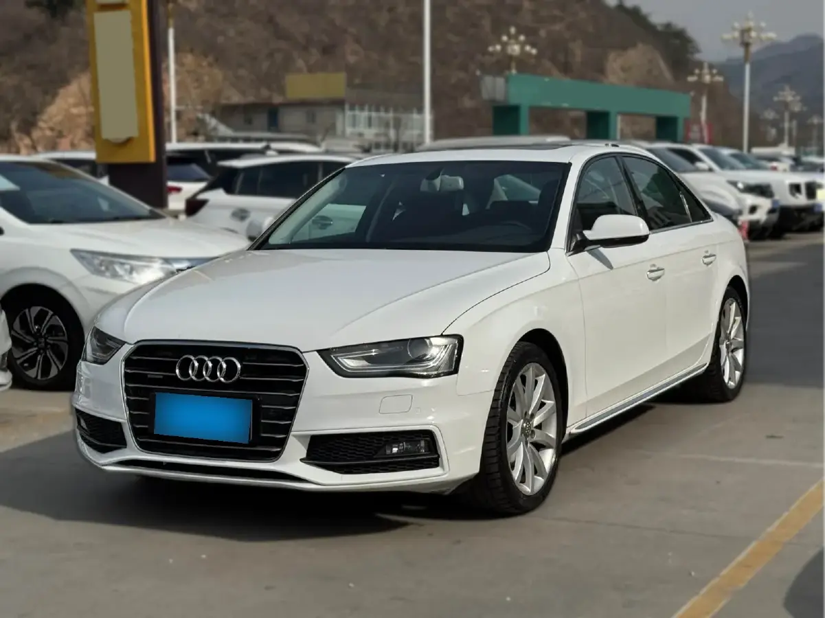 2016 Audi A4L 2.0T 224HP L4 7DCT