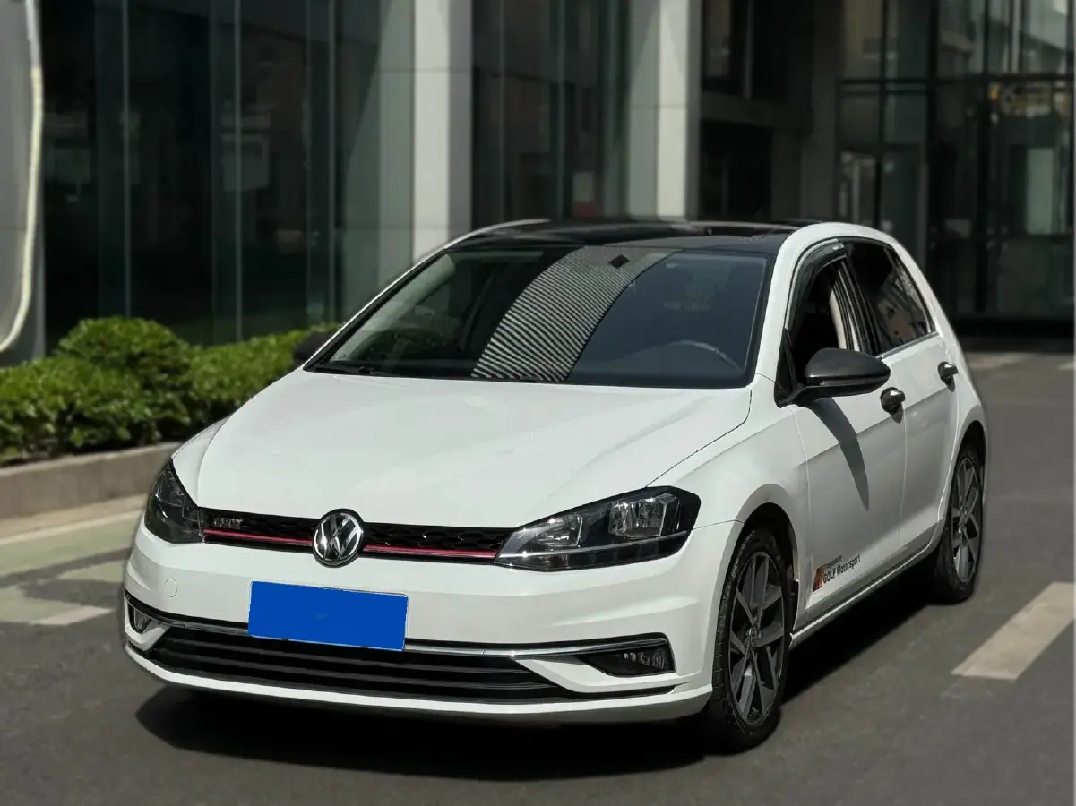2019 Volkswagen Golf 1.4T 150HP L4 7DCT