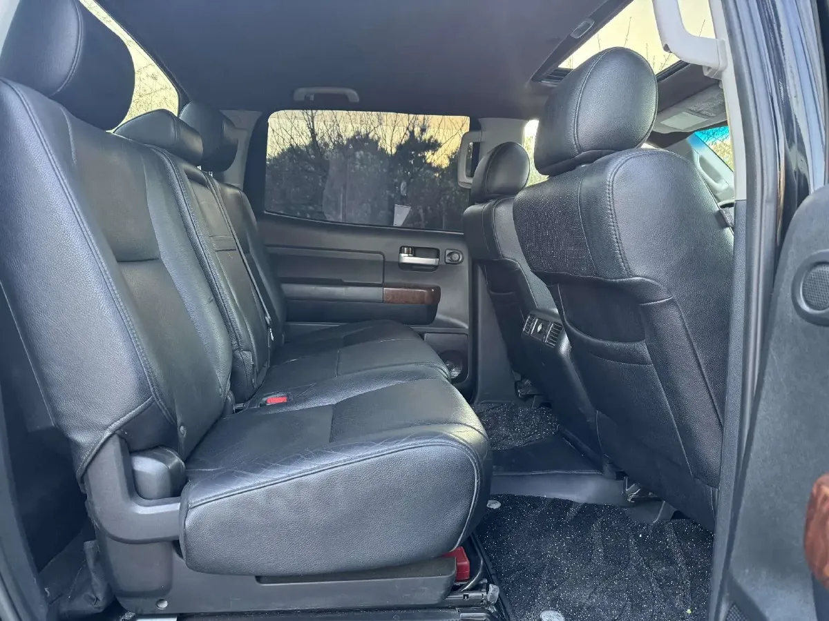 2011 Toyota Tundra 5.7L 386HP V8 6AT,autocango,china used car exporter,china ev exporter,chinese used car exporter,chinese used ev exporter