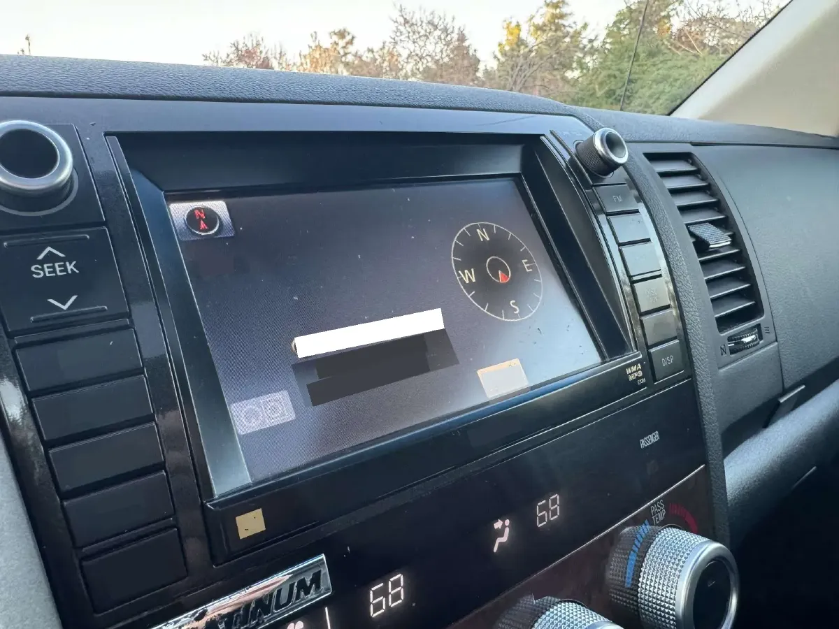 2011 Toyota Tundra 5.7L 386HP V8 6AT,autocango,china used car exporter,china ev exporter,chinese used car exporter,chinese used ev exporter