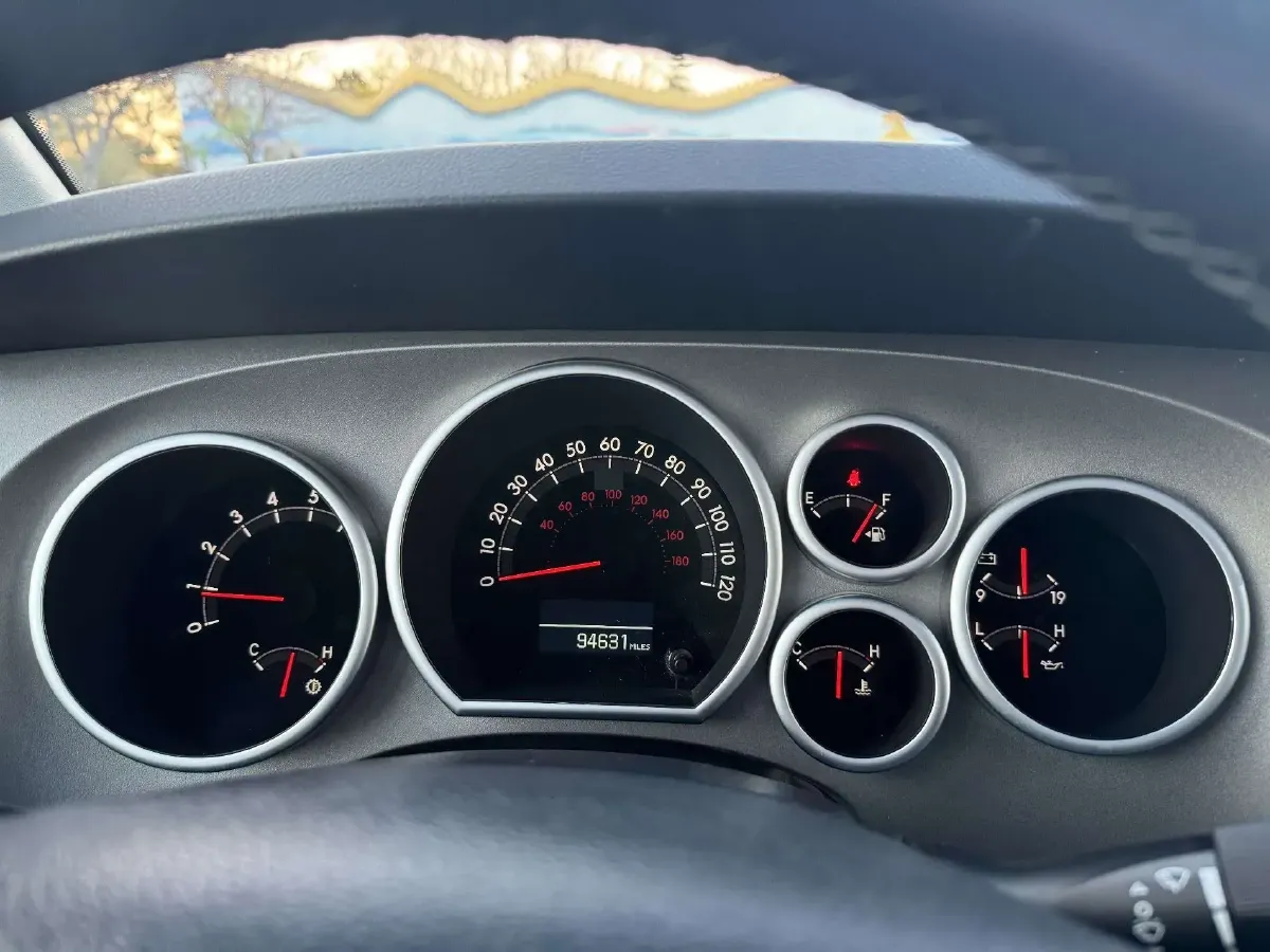 2011 Toyota Tundra 5.7L 386HP V8 6AT,autocango,china used car exporter,china ev exporter,chinese used car exporter,chinese used ev exporter