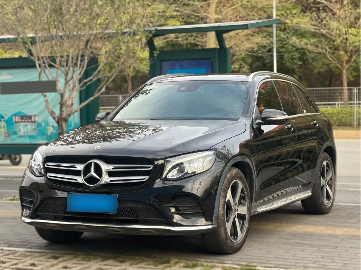 2018 Mercedes-Benz GLC Class 2.0T 211HP L4 9AT