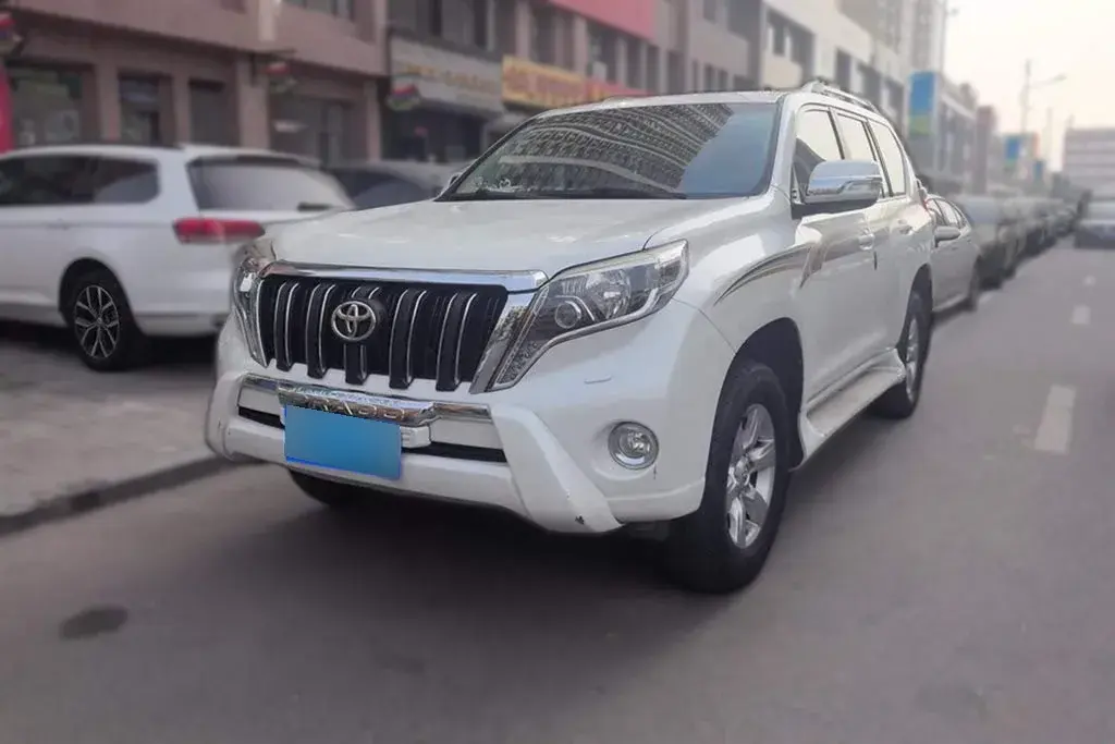 2014 Toyota Land Cruiser Prado 2.7L 163HP L4 5MT
