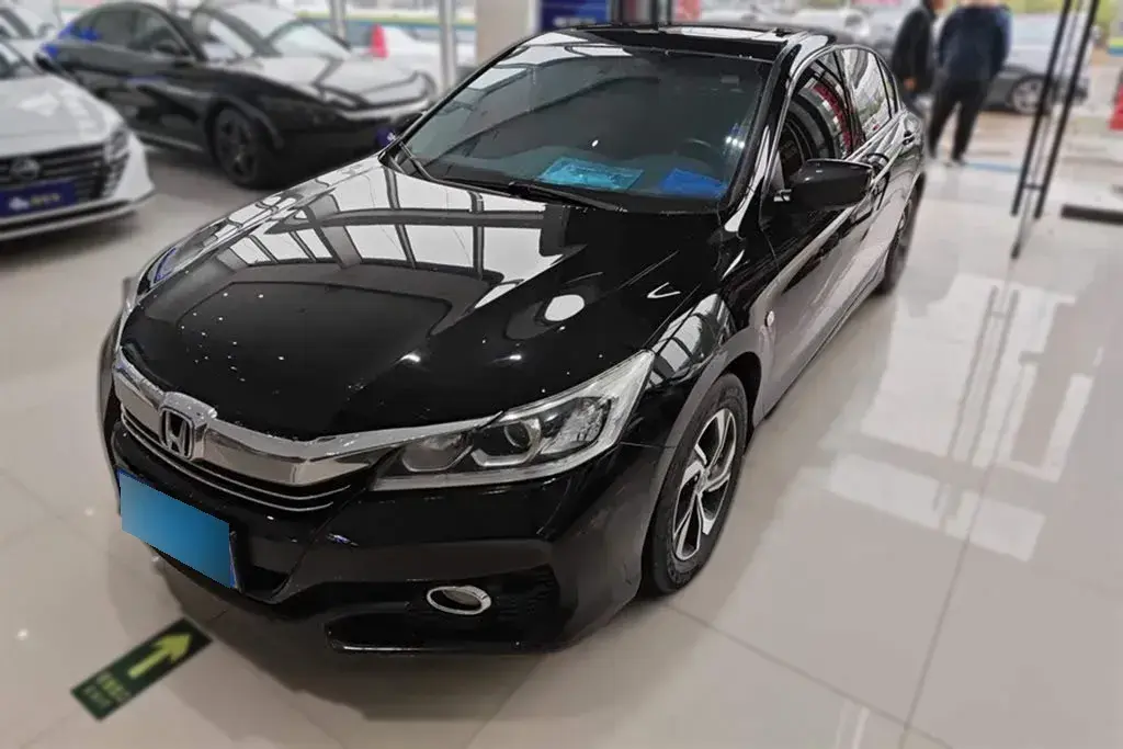 2016 Honda Accord 2.0L 155HP L4 CVT