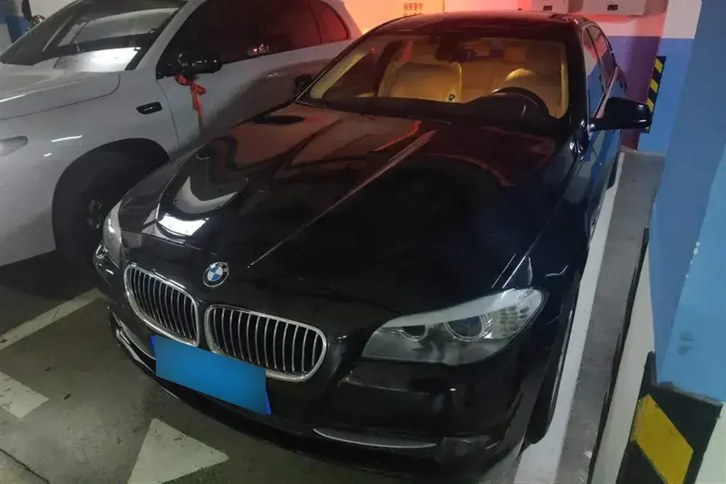 2013 BMW 5 Series 2.0T 218HP L4 8AT