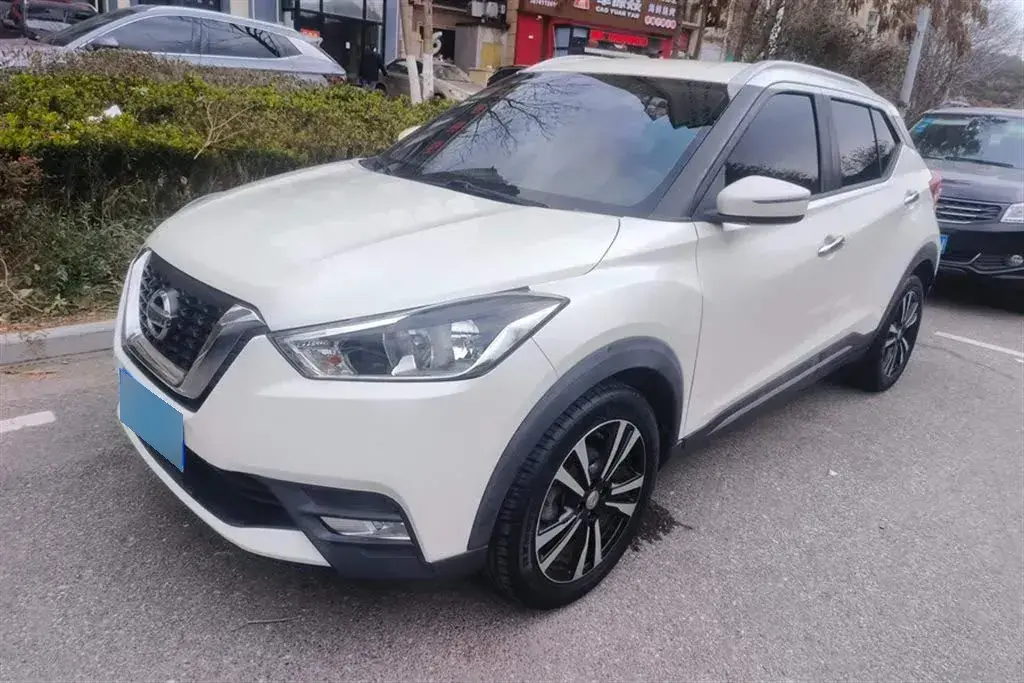 2017 Nissan Kicks 1.5L 124HP L4 CVT