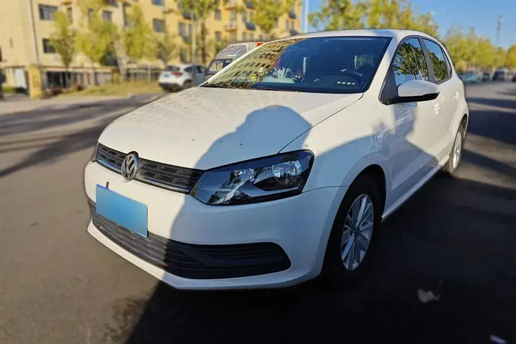 2018 Volkswagen Polo 1.5L 110HP L4 6AT