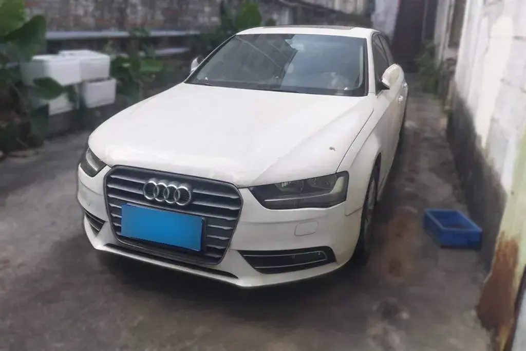 2015 Audi A4L 1.8T 160HP L4 CVT