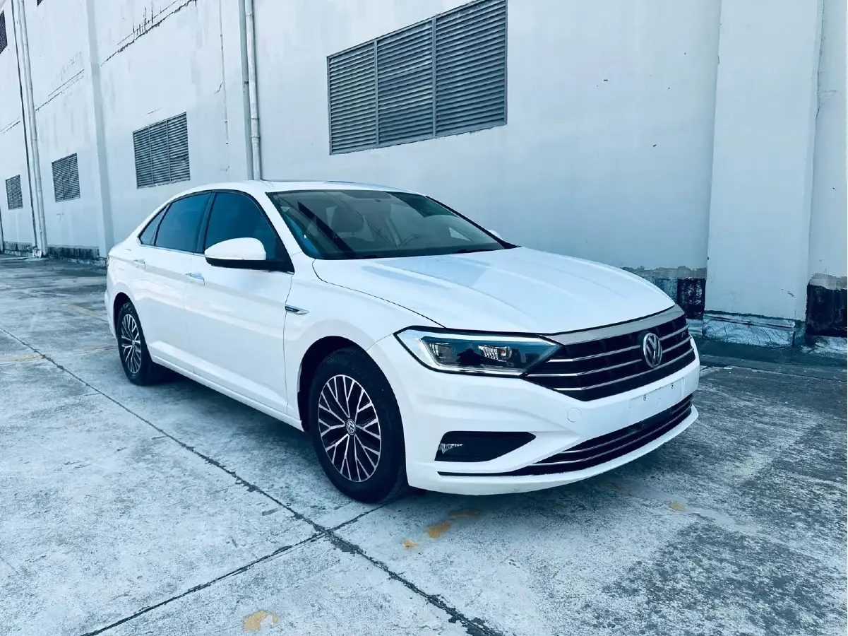 2019 Volkswagen Sagitar 1.4T 150HP L4 7DCT