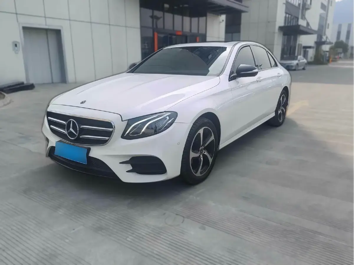 2018 Mercedes-Benz E Class 2.0T 184HP L4 9AT