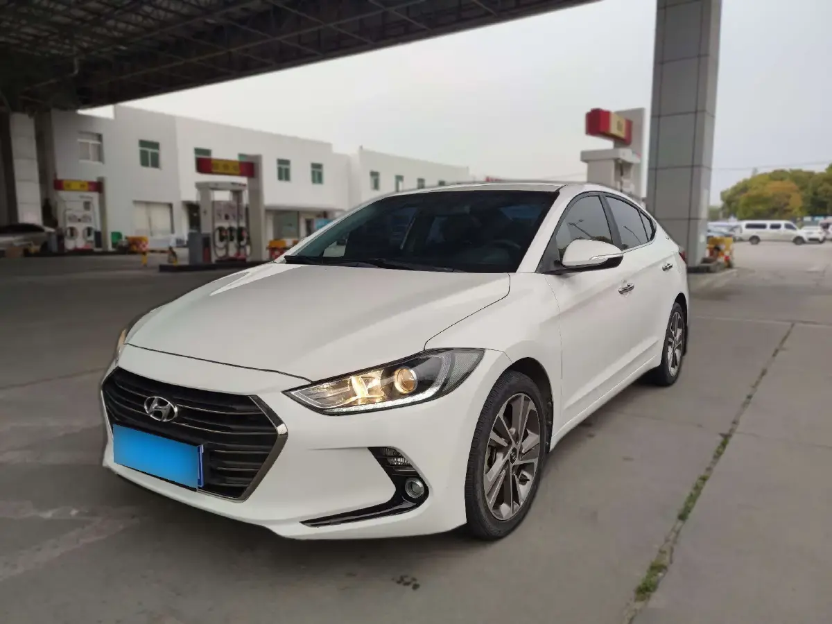 2018 Hyundai Elantra 1.6L 130HP L4 6AT