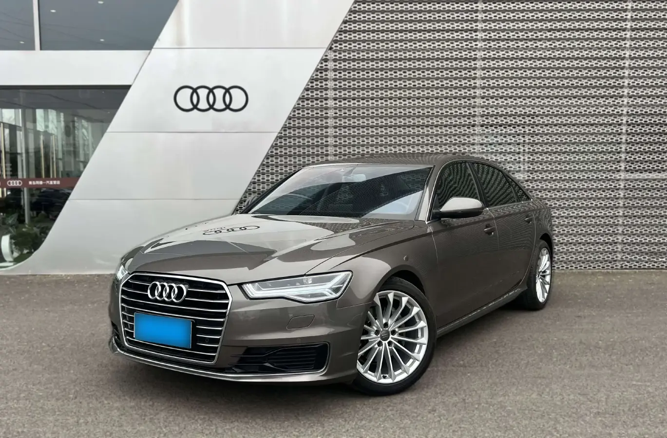 2016 Audi A6L 2.5L 204HP V6 CVT