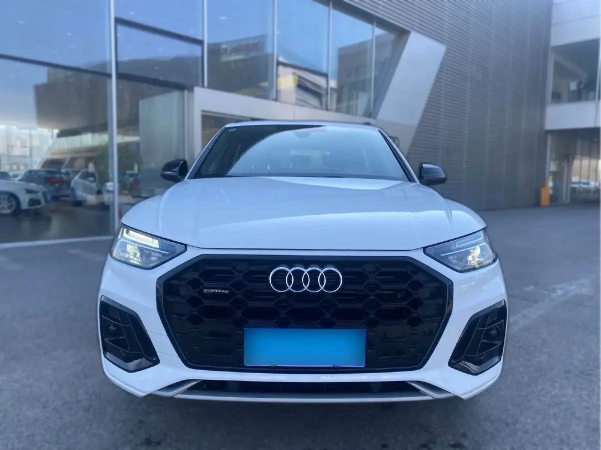 2024 Audi Q5L 2.0T 190HP L4 7DCT