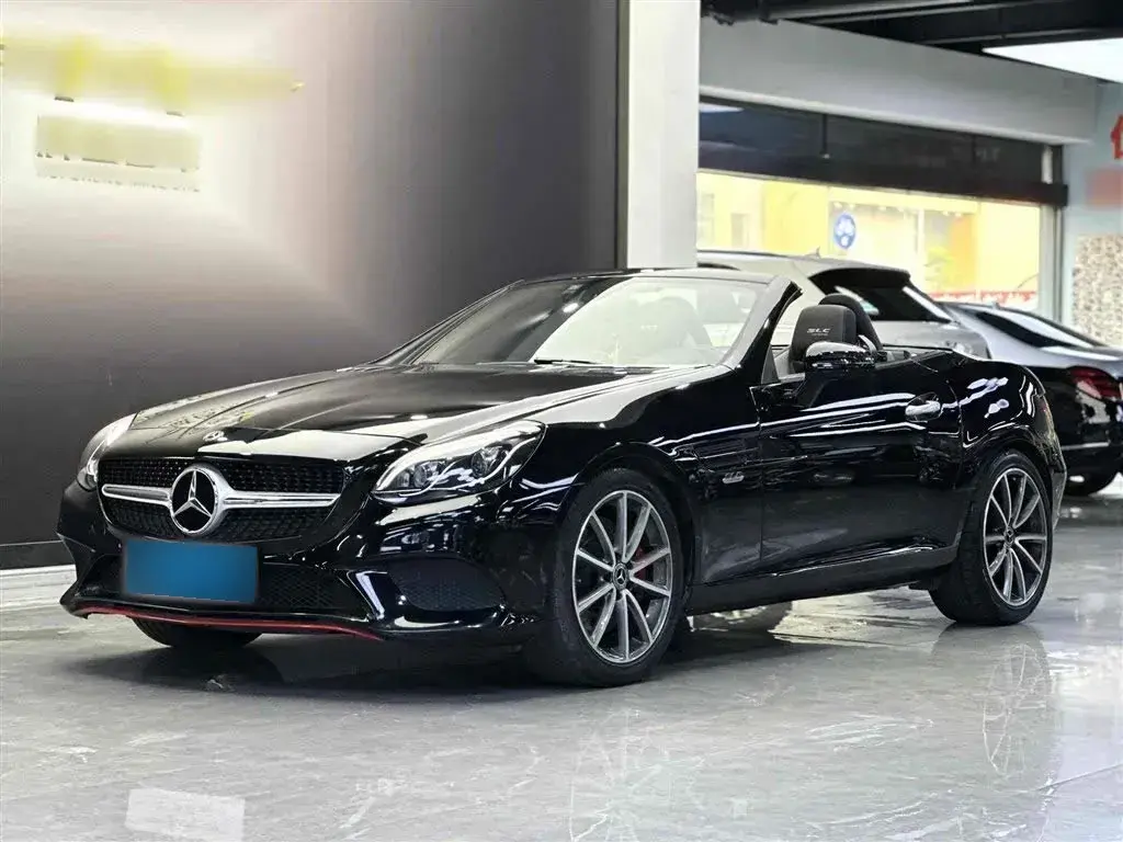 2018 Mercedes-Benz SLC Class 2.0T 211HP L4 9AT