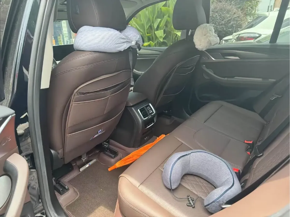 2025 BMW X3 2.0T 258HP L4 8AT,autocango,china used car exporter,china ev exporter,chinese used car exporter,chinese used ev exporter