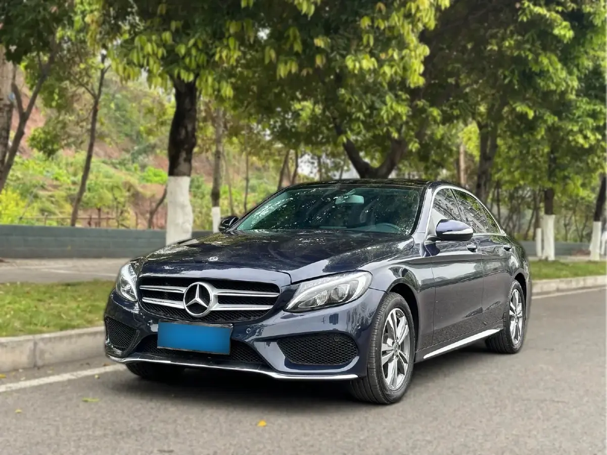 2018 Mercedes-Benz C Class 2.0T 184HP L4 9AT