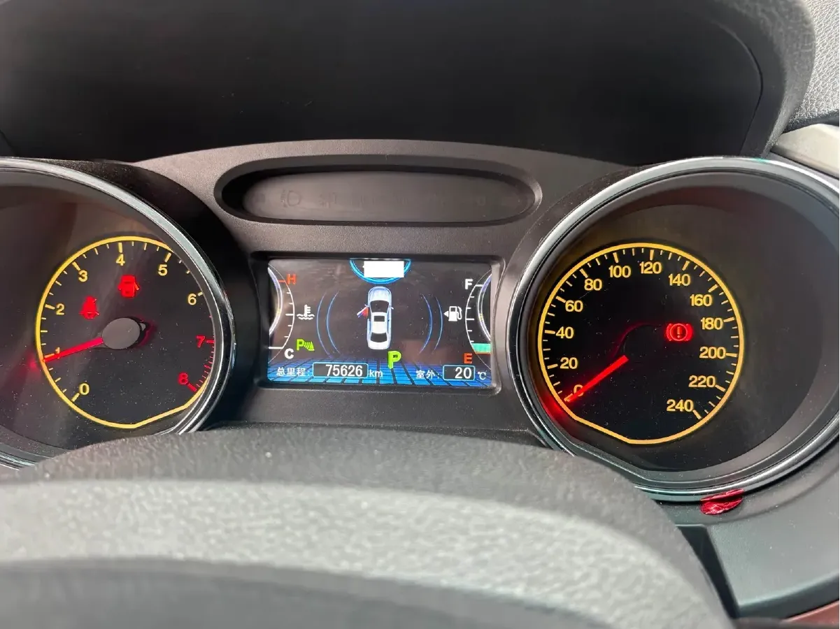 2014 BYD G5 1.5T 154HP L4 6DCT,autocango,china used car exporter,china ev exporter,chinese used car exporter,chinese used ev exporter