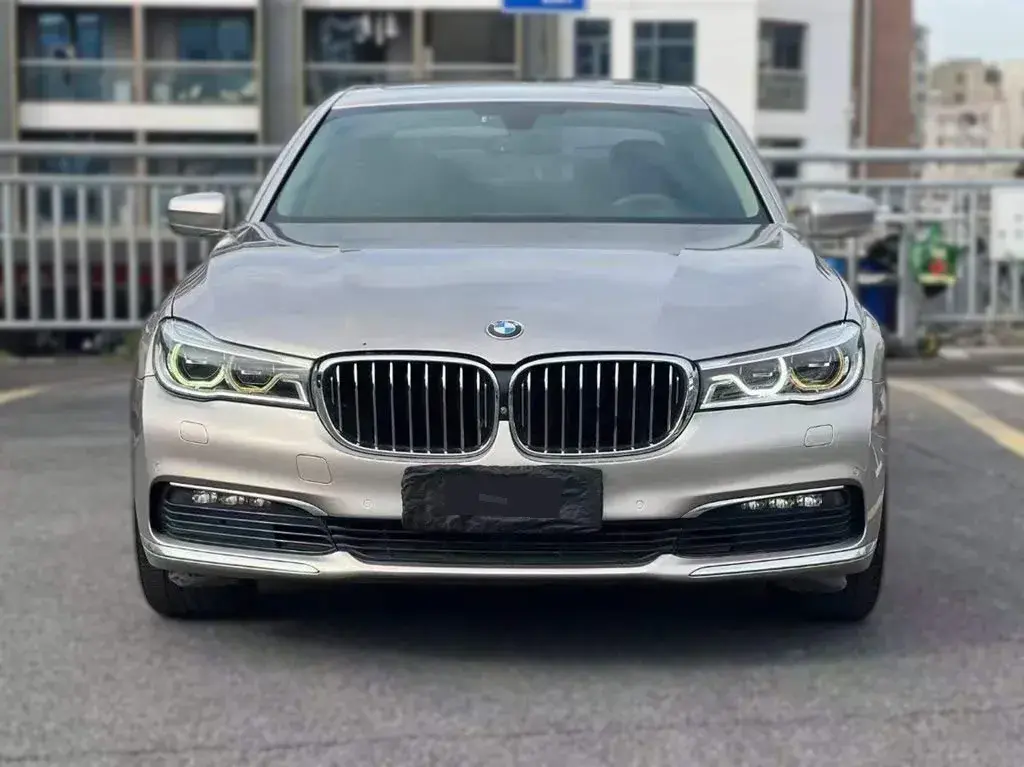 2016 BMW 7 Series 2.0T 258HP L4 8AT