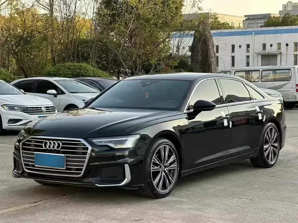 2019 Audi A6L 2.0T 190HP L4 7DCT