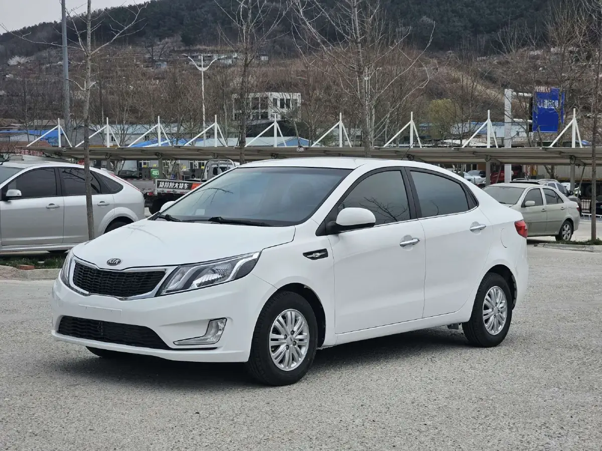 2012 Kia K2 1.4L 107HP L4 5MT