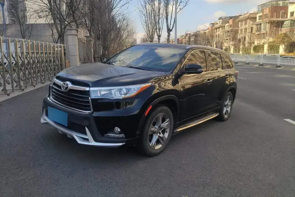 2017 Toyota Highlander 2.0T 220HP L4 6AT