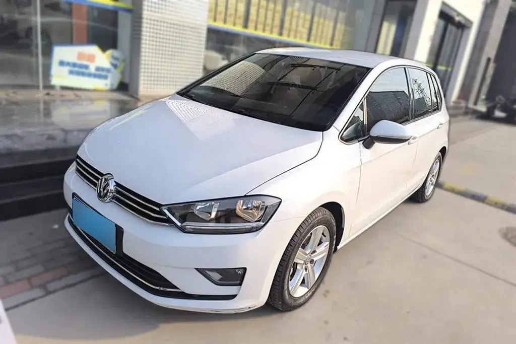 2016 Volkswagen Golf Sportsvan 1.6L 110HP L4 6AT