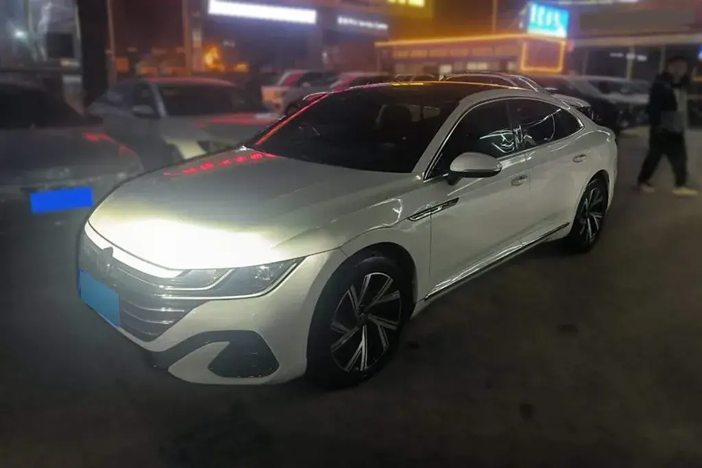 2021 Volkswagen CC 2.0T 186HP L4 7DCT