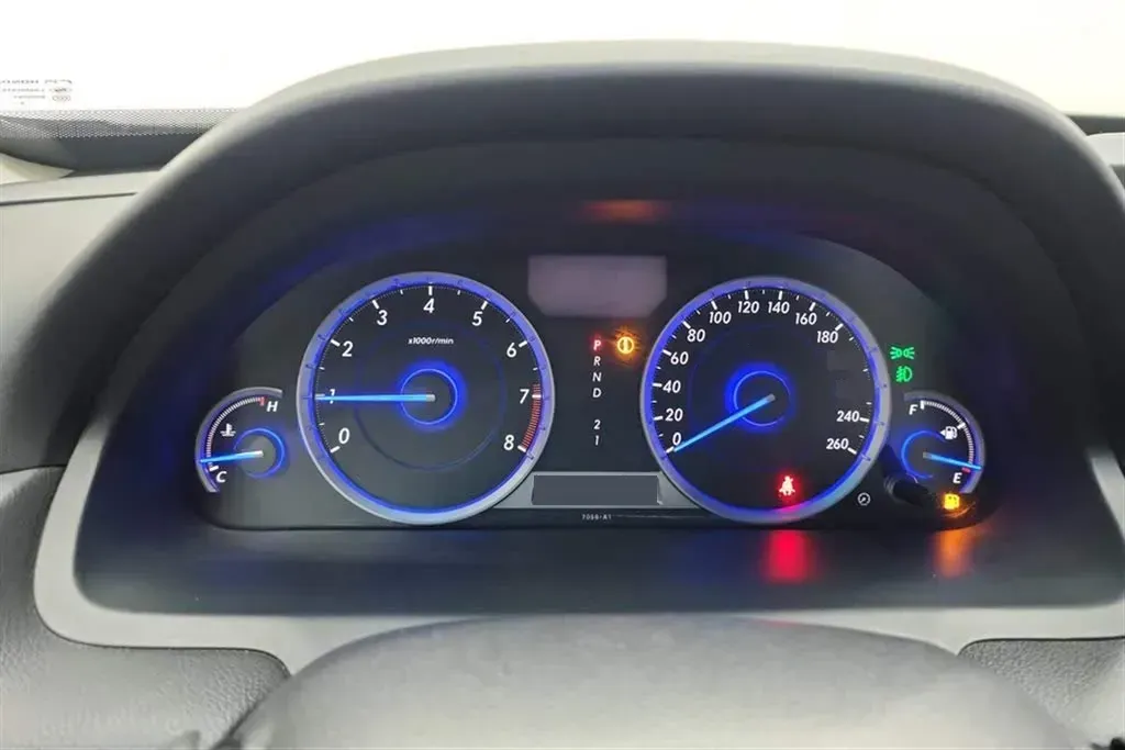 2014 Honda Crosstour 2.4L 197HP L4 5AT,autocango,china used car exporter,china ev exporter,chinese used car exporter,chinese used ev exporter