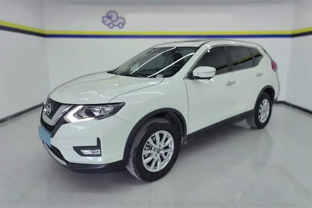 2017 Nissan X-Trail 2.0L 150HP L4 CVT