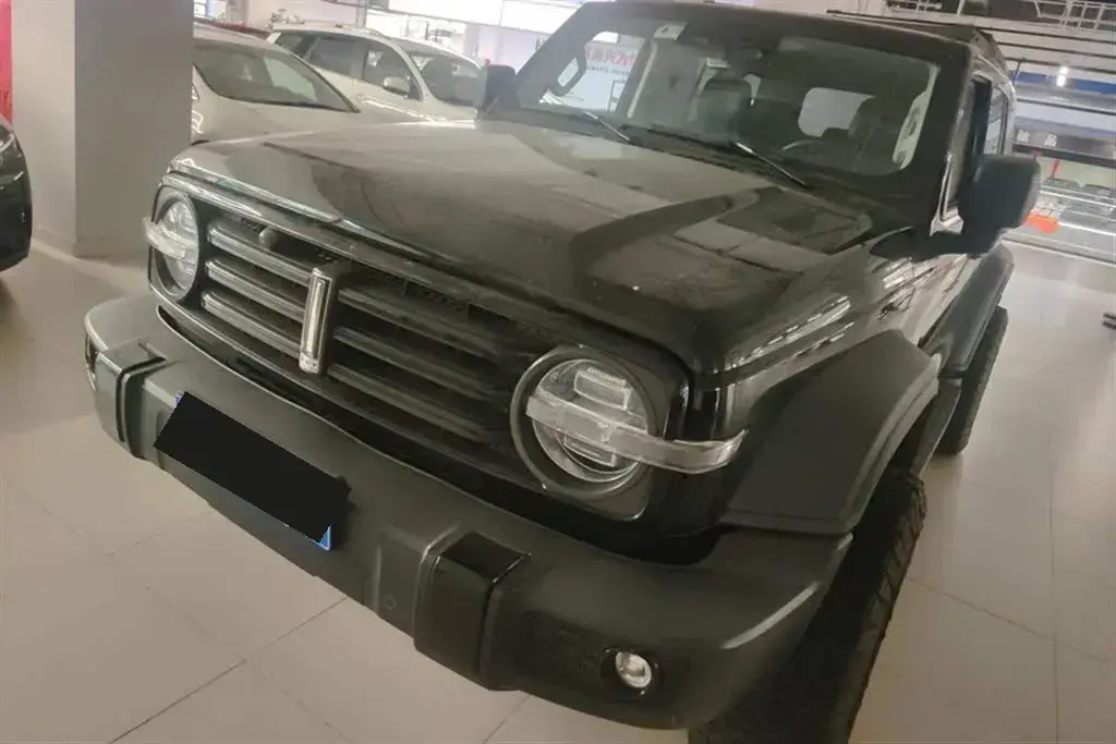 2021 Tank 300 2.0T 227HP L4 8AT