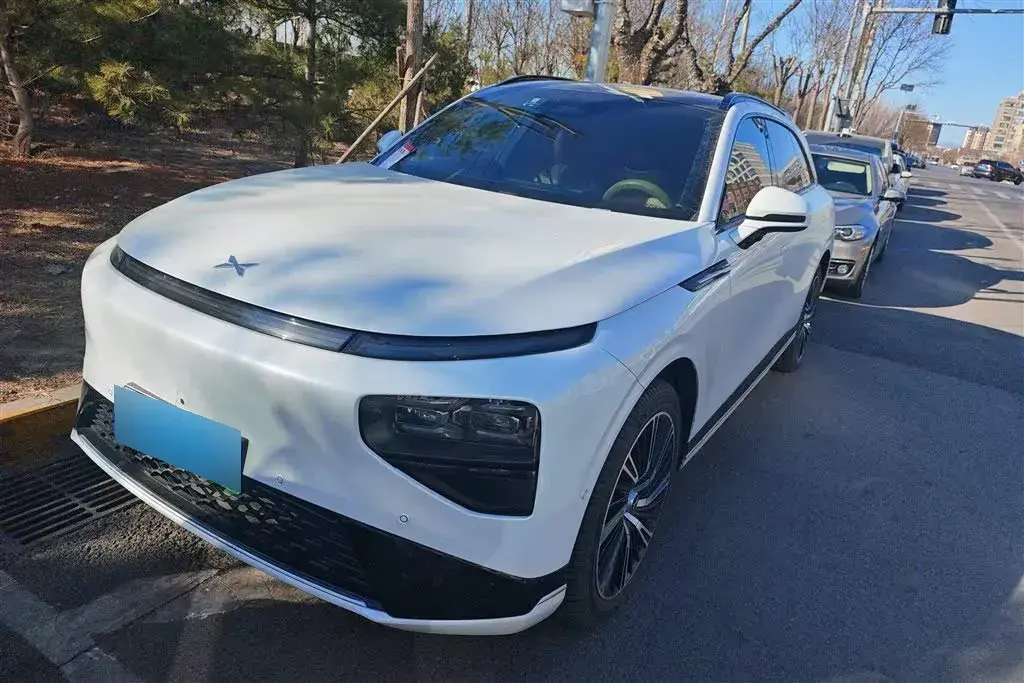 2022 Xpeng G9 BEV 98KWH