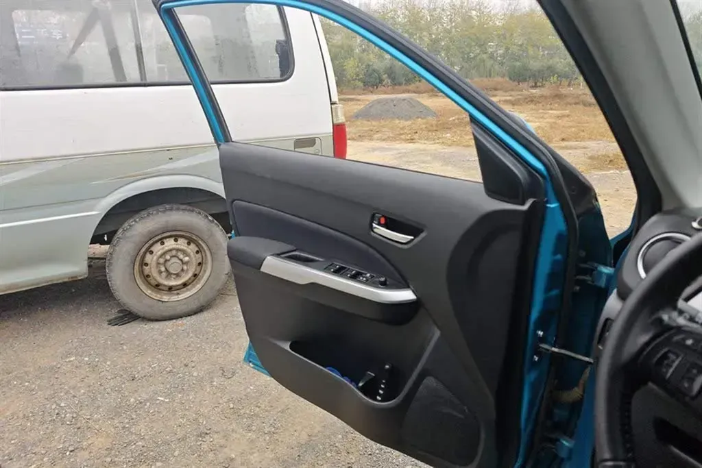 2016 Suzuki Vitara 1.4T 140HP L4 6AT,autocango,china used car exporter,china ev exporter,chinese used car exporter,chinese used ev exporter