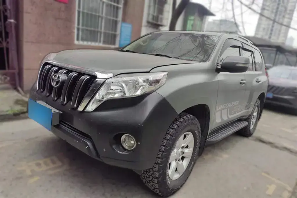 2014 Toyota Land Cruiser Prado 2.7L 163HP L4 5MT