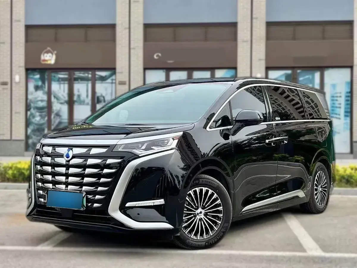 2024 Denza D9 1.5T 139HP L4 E-CVT PHEV 40KWH