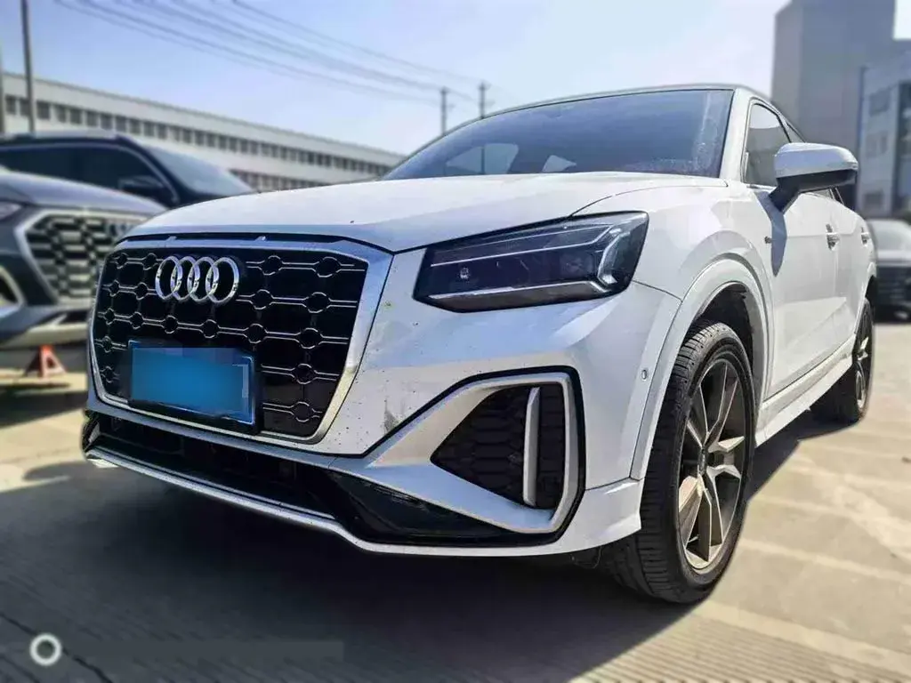 2022 Audi Q2L 1.4T 150HP L4 7DCT