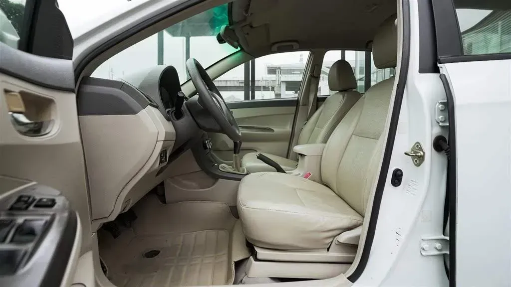 2012 BYD L3 1.5L 109HP L4 5MT,autocango,china used car exporter,china ev exporter,chinese used car exporter,chinese used ev exporter