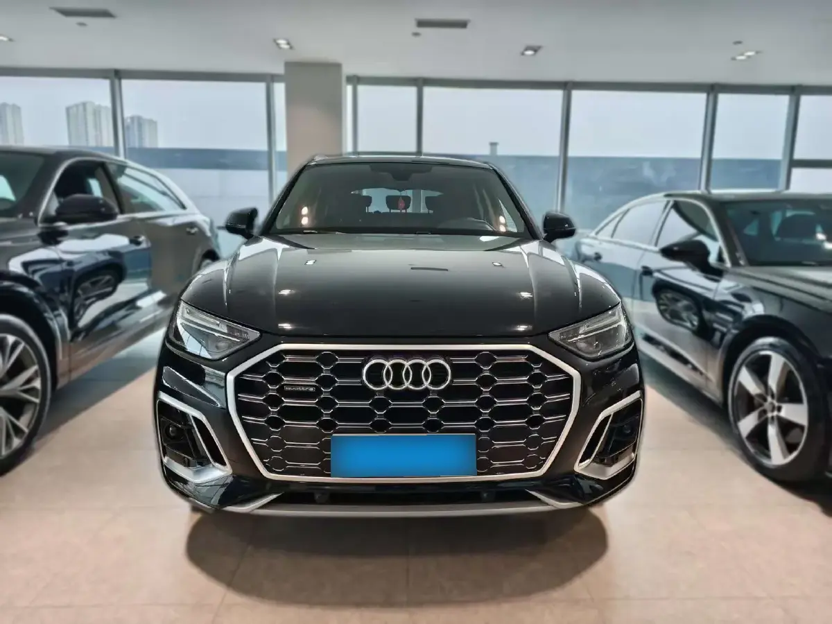 2022 Audi Q5L 2.0T 190HP L4 7DCT