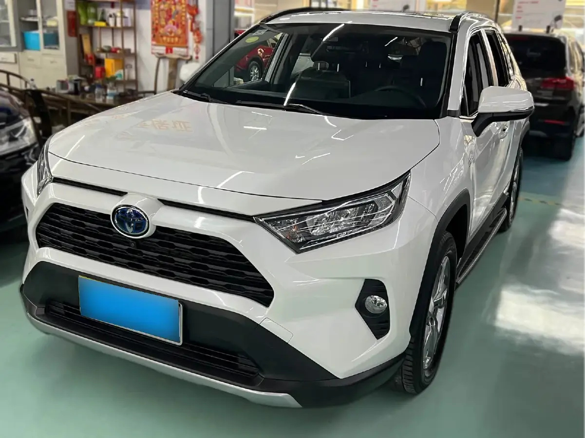 2021 Toyota RAV4 2.5L 178HP L4 E-CVT Hybrid