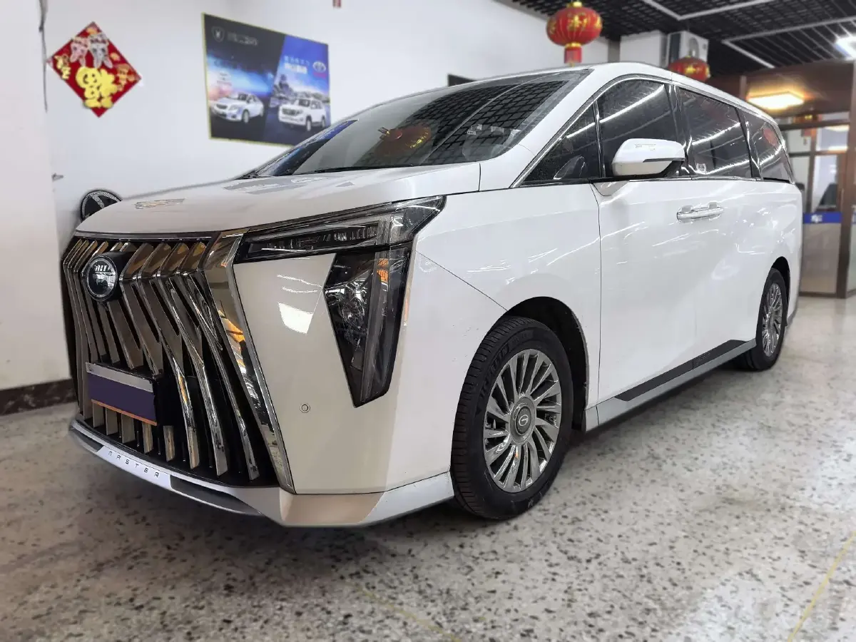 2023 GAC Trumpchi M8 2.0T 252HP L4 8AT