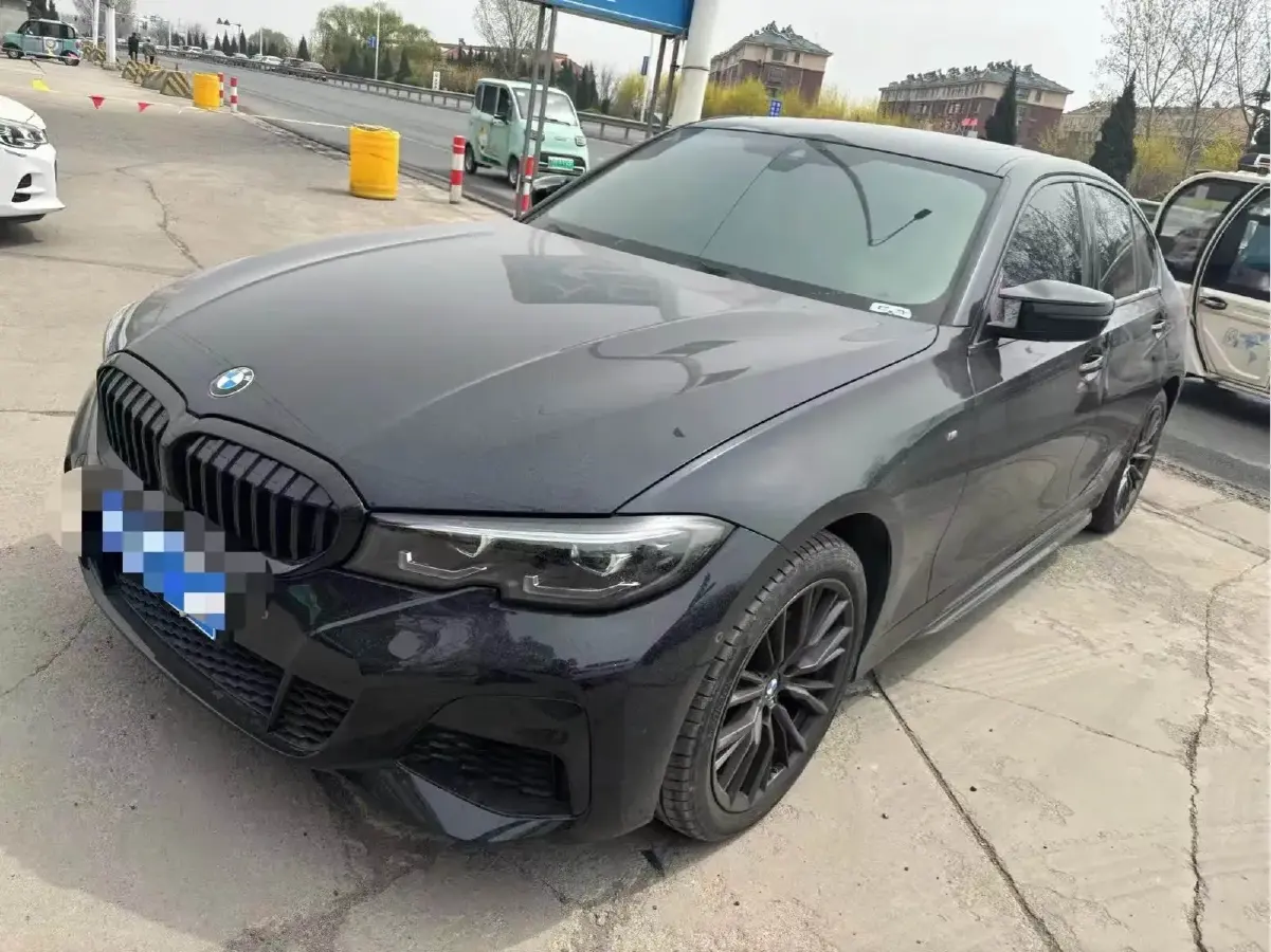 2022 BMW 3 Series 2.0T 184HP L4 8AT