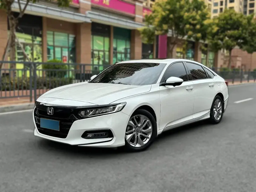 2018 Honda Accord 1.5T 194HP L4 CVT