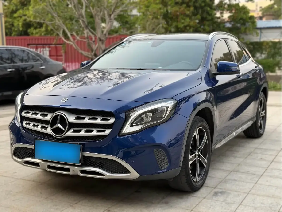 2018 Mercedes-Benz GLA Class 1.6T 156HP L4 7DCT