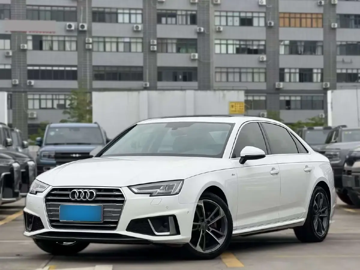 2019 Audi A4L 2.0T 190HP L4 7DCT